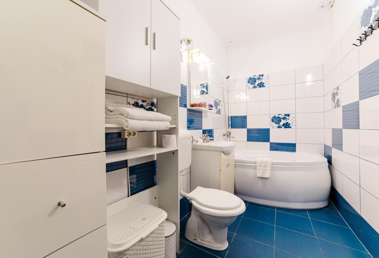 Anastasia Apartments With Parking Брашов Екстериор снимка