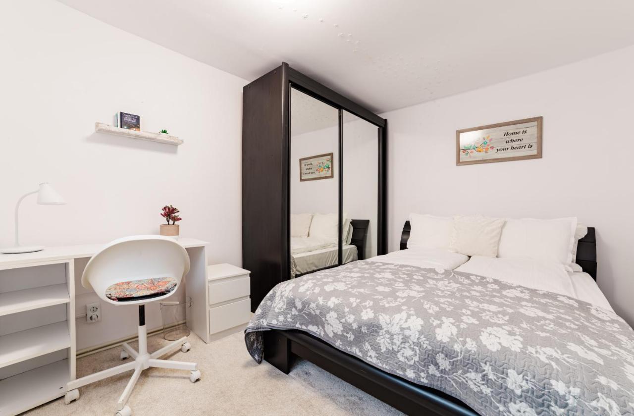 Anastasia Apartments With Parking Брашов Екстериор снимка